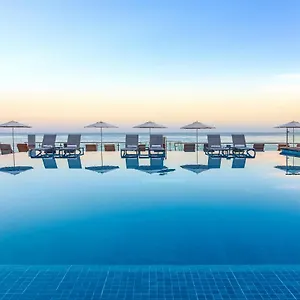 Palace Resort